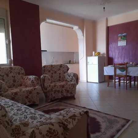 Appartamento Holiday Home *